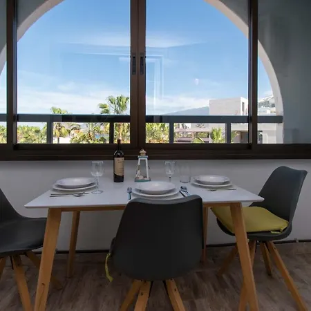 Parque Santiago Ii 268 - Studio With Air Conditioning And Wifi